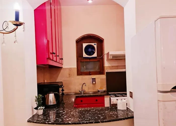 West Golf 2bedroom شقة